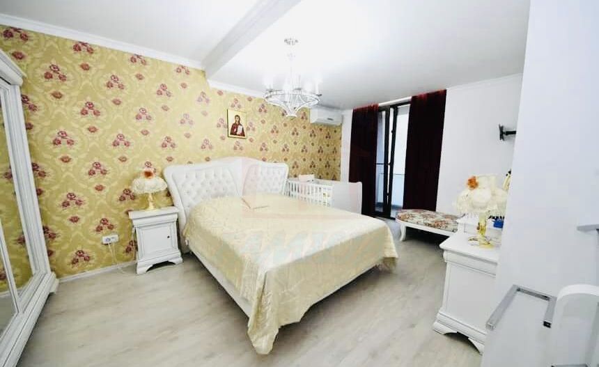 Casă tip duplex in Galati, Brateș Lake mobilată și utilată lux - Poză 9
