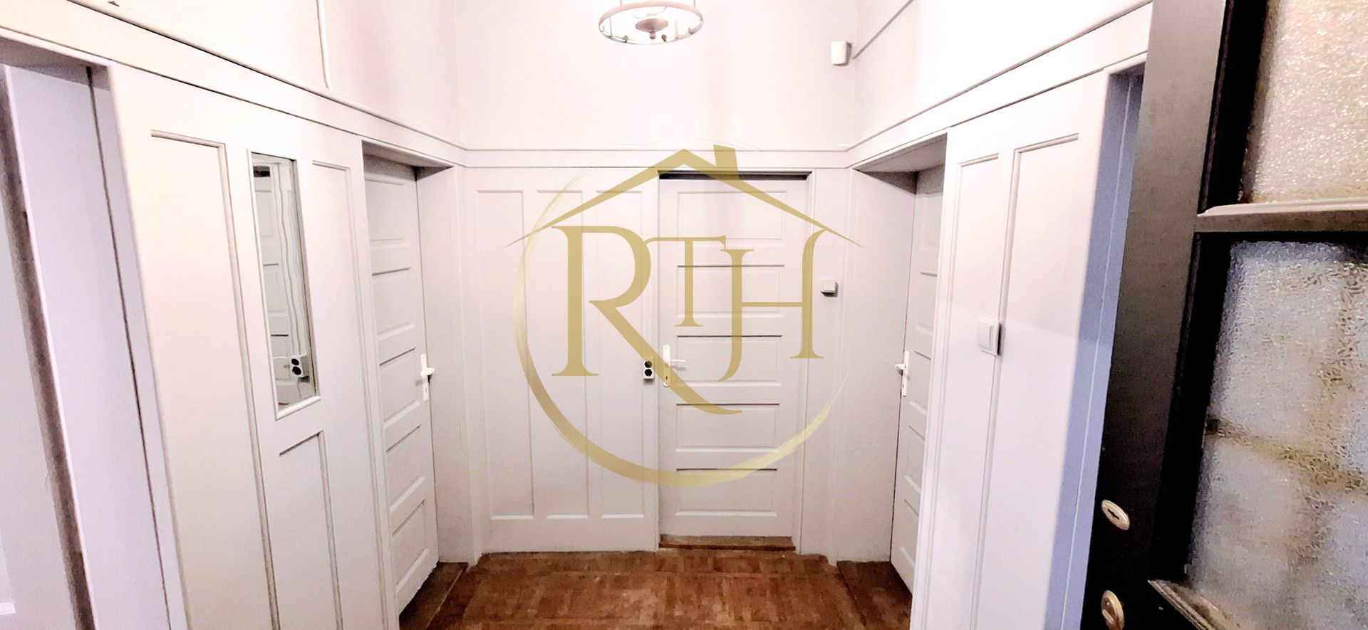 Oferim spre inchiriere, apartament cu 3 camere, spatios, aproape de Centru - Poză 9