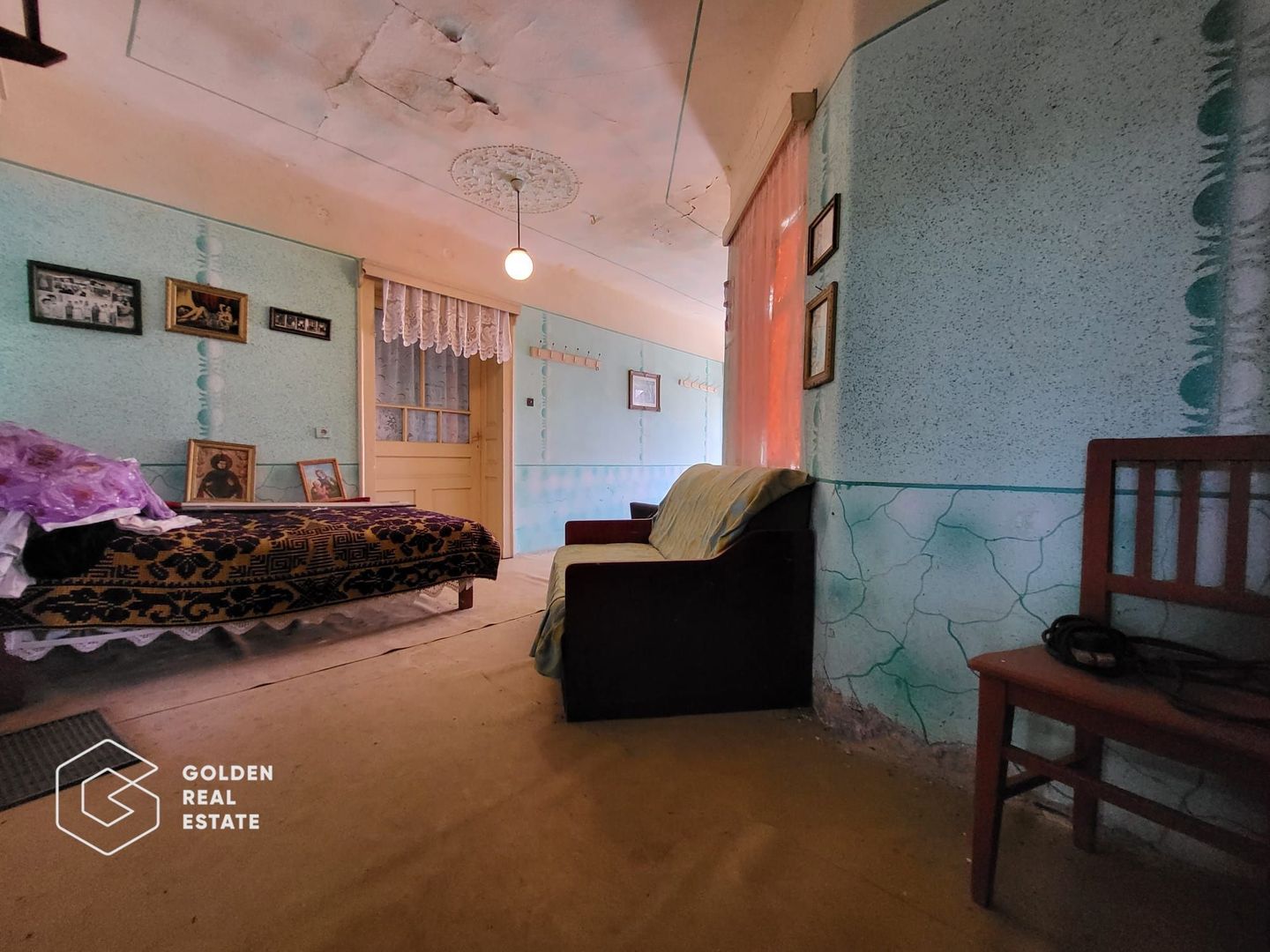 Casa  cu 3 corpuri de cladire, sat Lalasint - Poză 6