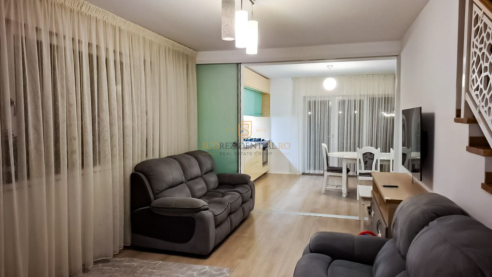 Vilă P+1, mansarda amenajata, 4 camere, central Popesti-Leordeni - Poză 2