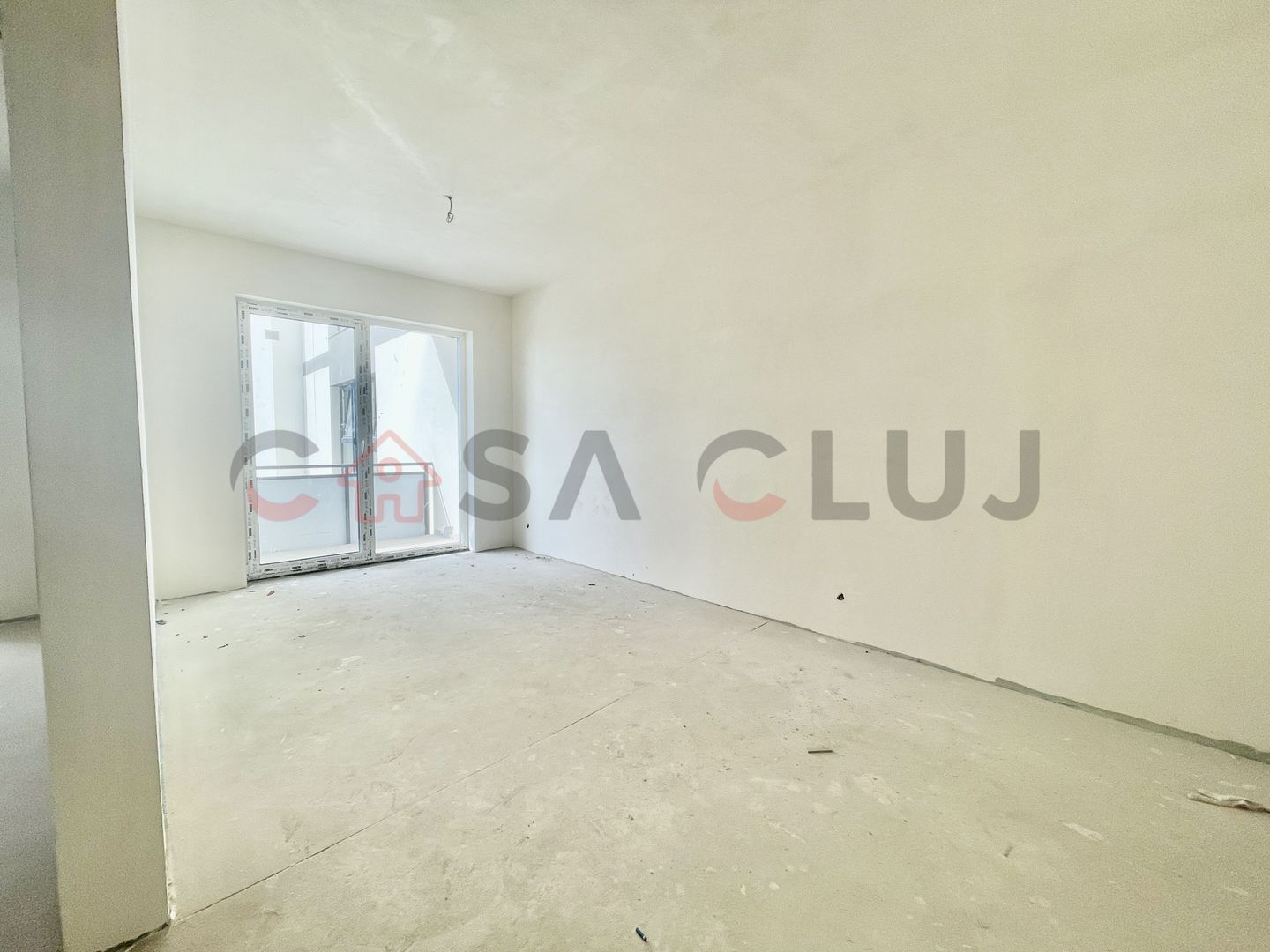 Il finisezi cum iti place si il transformi in noul tau "acasa" - Poză 1