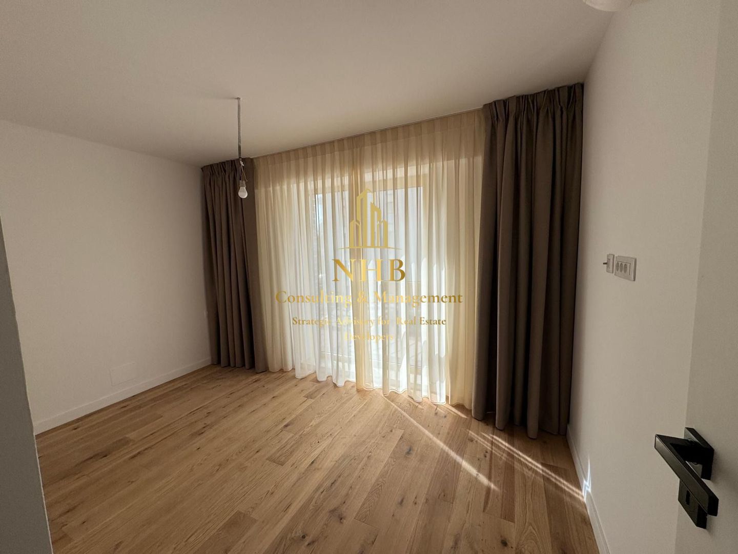 Apartament 3 Camere | Ansamblul Zece | Unirii |  Centrala | Bloc Nou - Poză 5