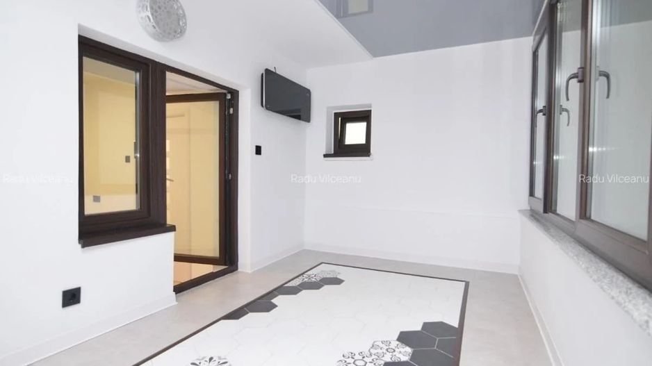 De vanzare Apartament 4 camere Piata Unirii, Fantani, ULTRACENTRAL - Poză 3