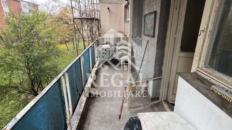 Apartament de vânzare în exclusivitate – Zona Micro 4 etaj 2/4 - Poză 8