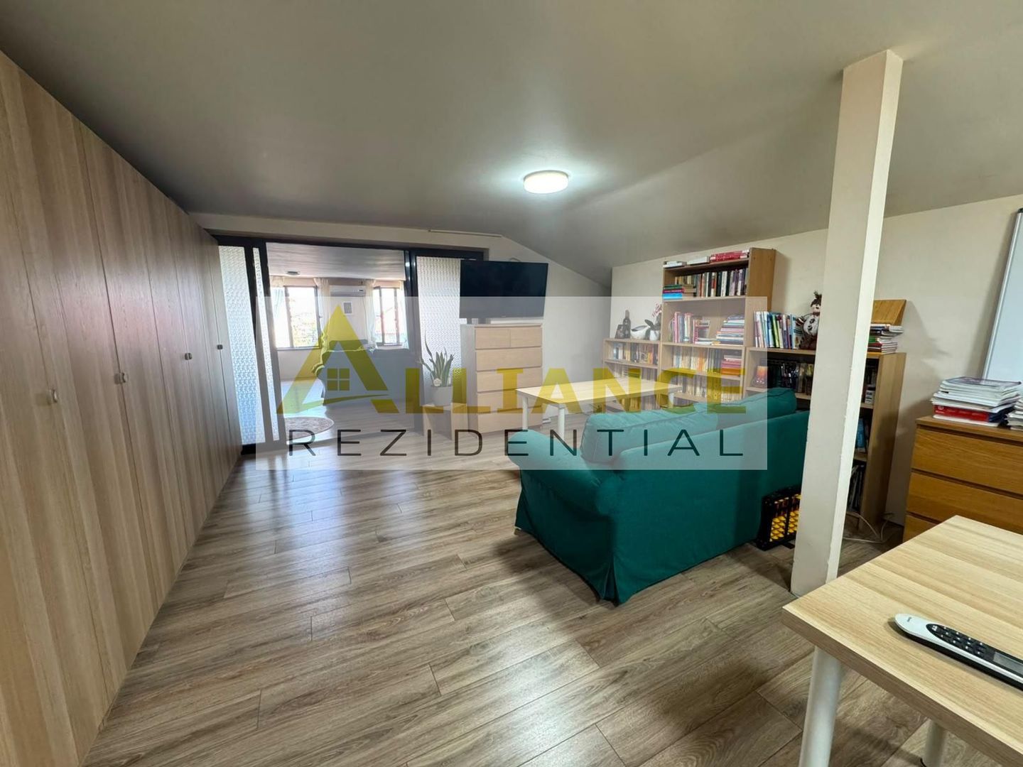EXCLUSIVITATE - VILA INDIVIDUALĂ P+1+M+pod - Poză 14