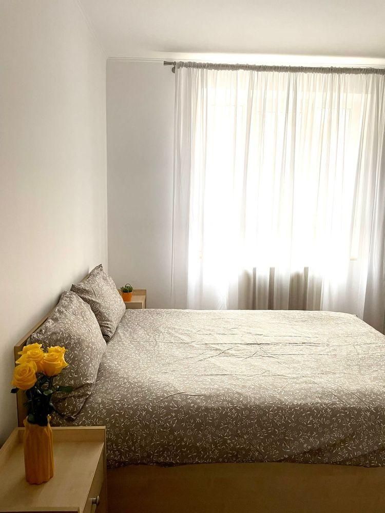 AP. 2 CAMERE EROII REVOLUTIEI, LOC PARCARE, BUCATARIE INCHISA, METROU - Poză 2