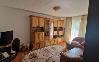 Apartament de Inchiriat 3 camere Zona Stefan cel Mare - Poză 1