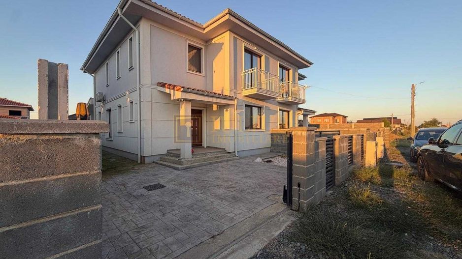 Duplex Mosnita Noua| 4 camere-3 dormitoare| curte proprie| loc de parcare - Poză 1