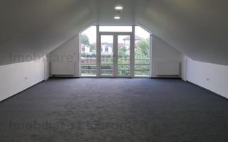 Vila Stupini pentru diverse activitati(gradinita after school),sau locuit - Poză 4