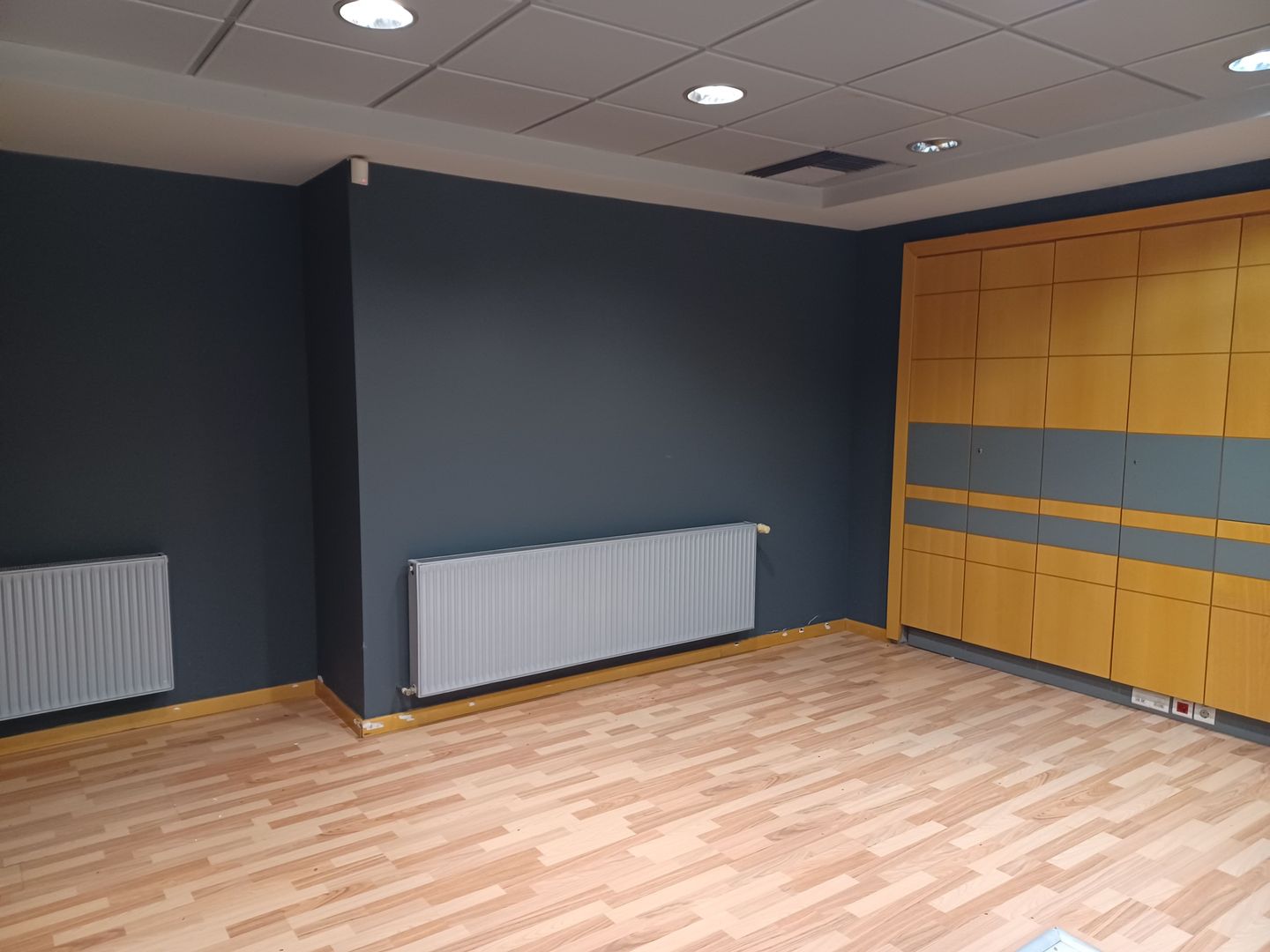 Spațiu birouri, Decebal Oradea. 2 700 Euro+TVA/lună (neg). Comision 0 - Poză 4