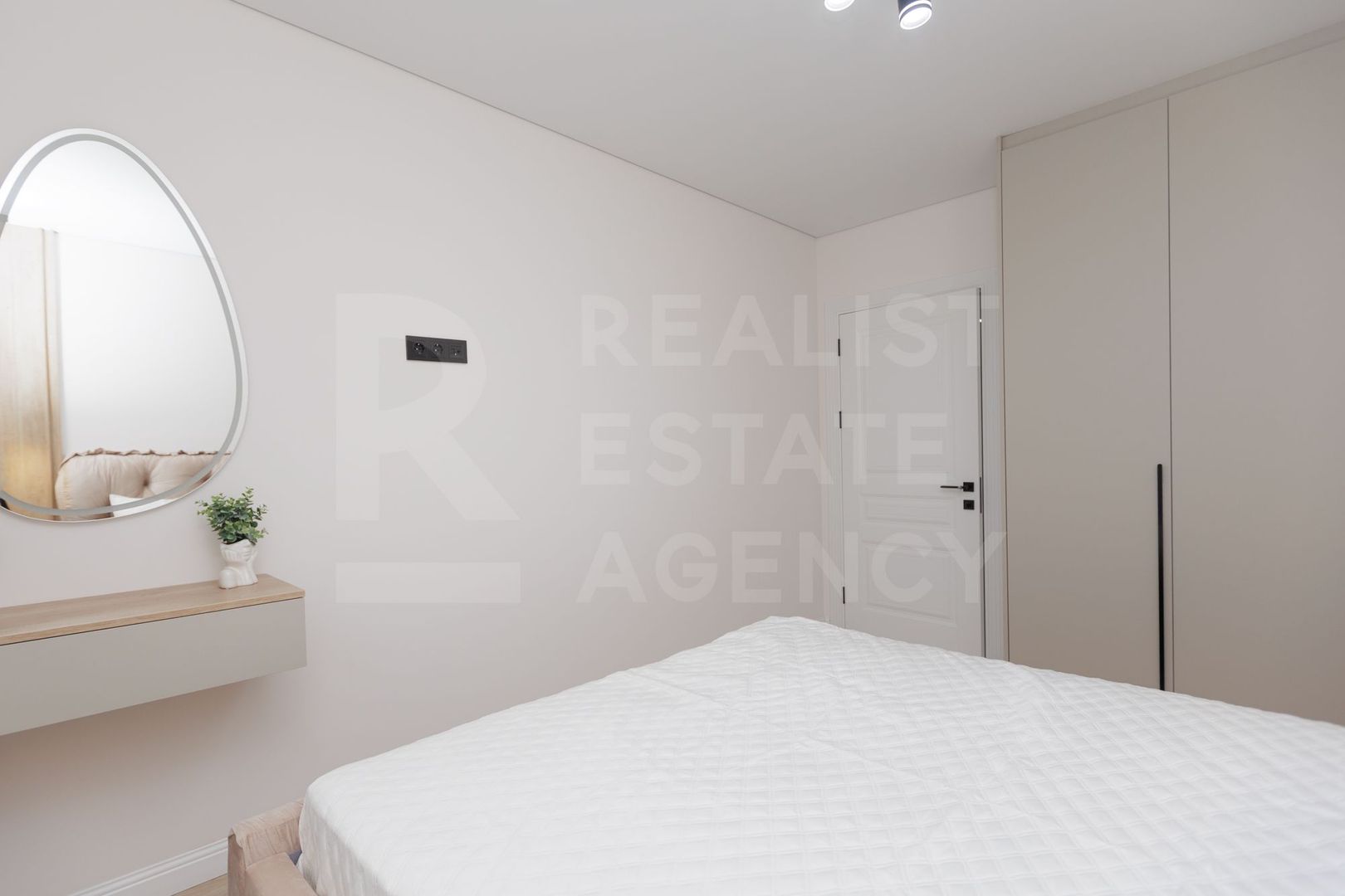 Vânzare, apartament, 3 camere, str. Vasile Lupu, Buiucani - Poză 6