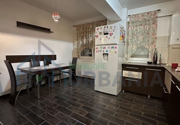 Apartament 3 Camere Metalurgie, Bloc 2007, Etaj 1, 92 mp - Poză 3