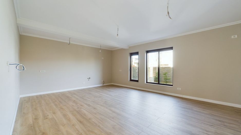 Casă tip duplex Dumbrăvița despărțit prin spațiu tehnic - Poză 11