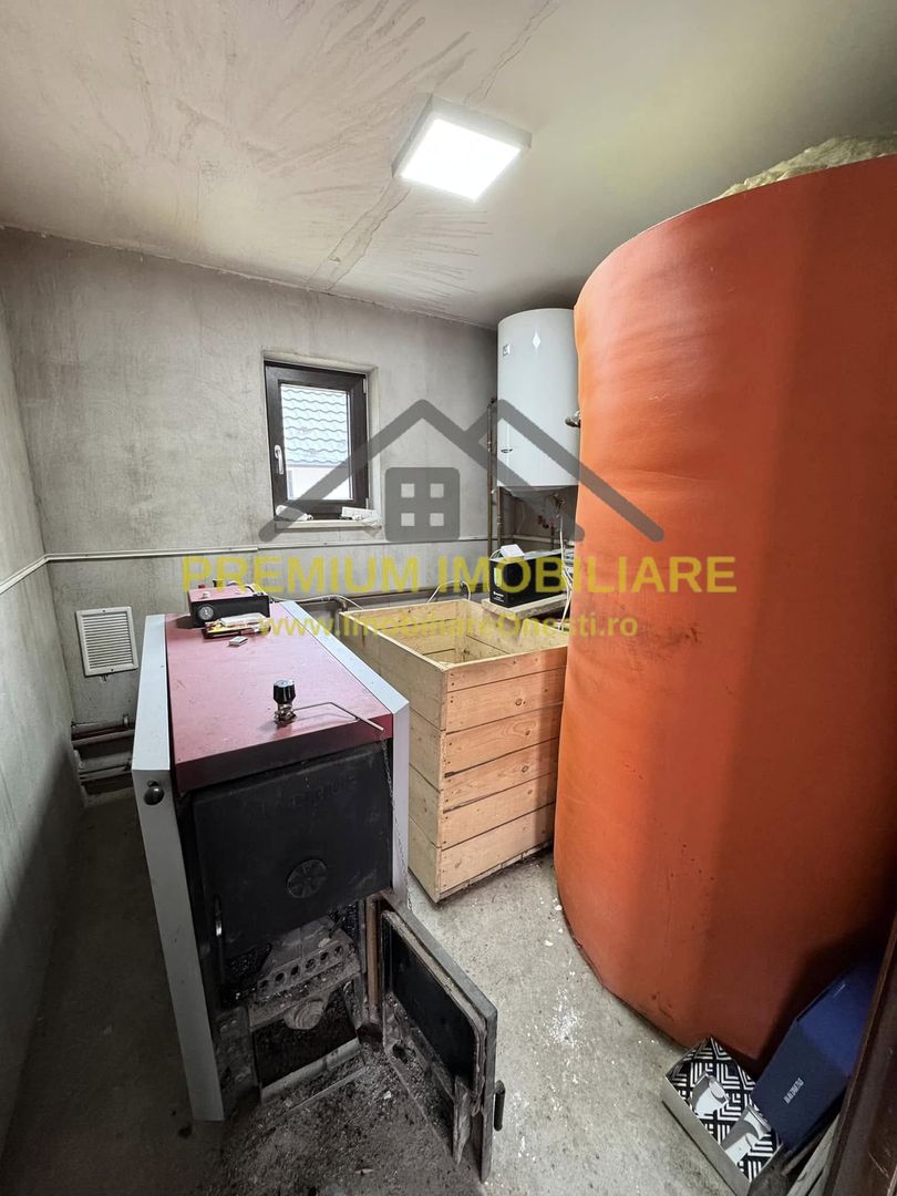 Vila la 13 km de Onesti - Poză 14