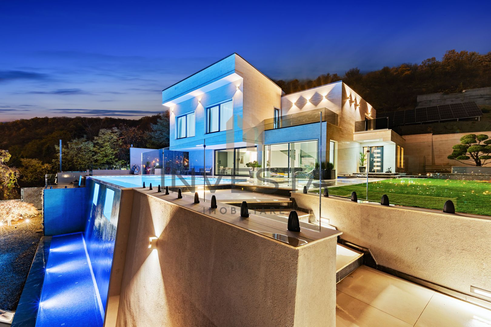 Vila unica cu panorama superba asupra Clujului, cartier Grigorescu! - Poză 1