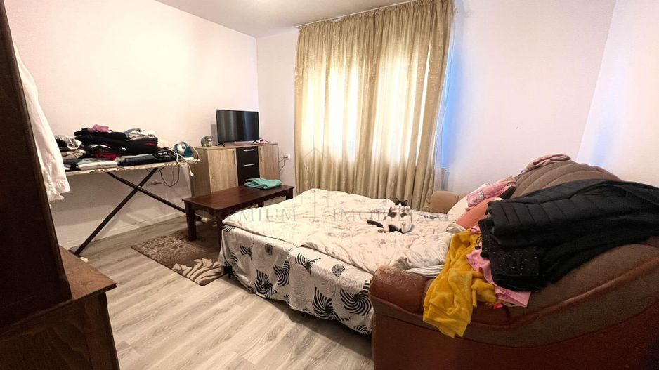 Vila de vanzare Onesti - Cartier Andrasesti - Poză 6