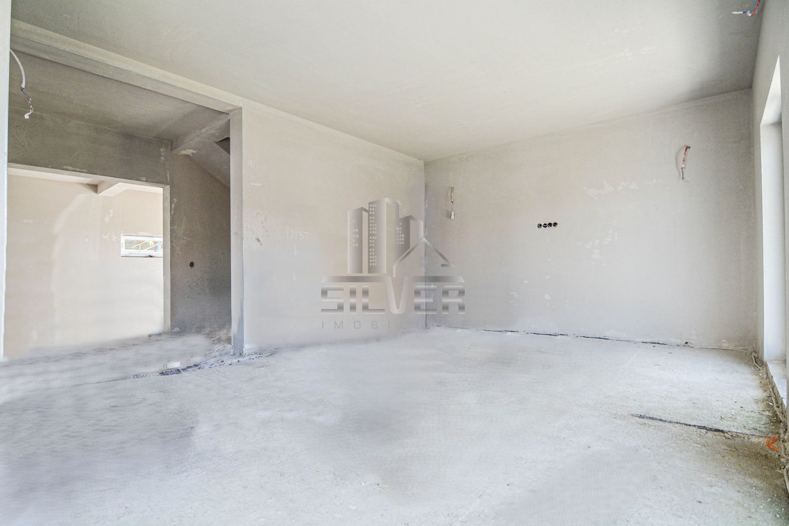 Casa individuala cu garaj si demisol, in Chinteni la 10 min de Cluj - Poză 8