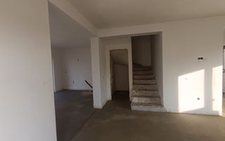 Casă Tip Duplex INDEPENDENTĂ ENERGETIC - Cartier NOU - Poză 13