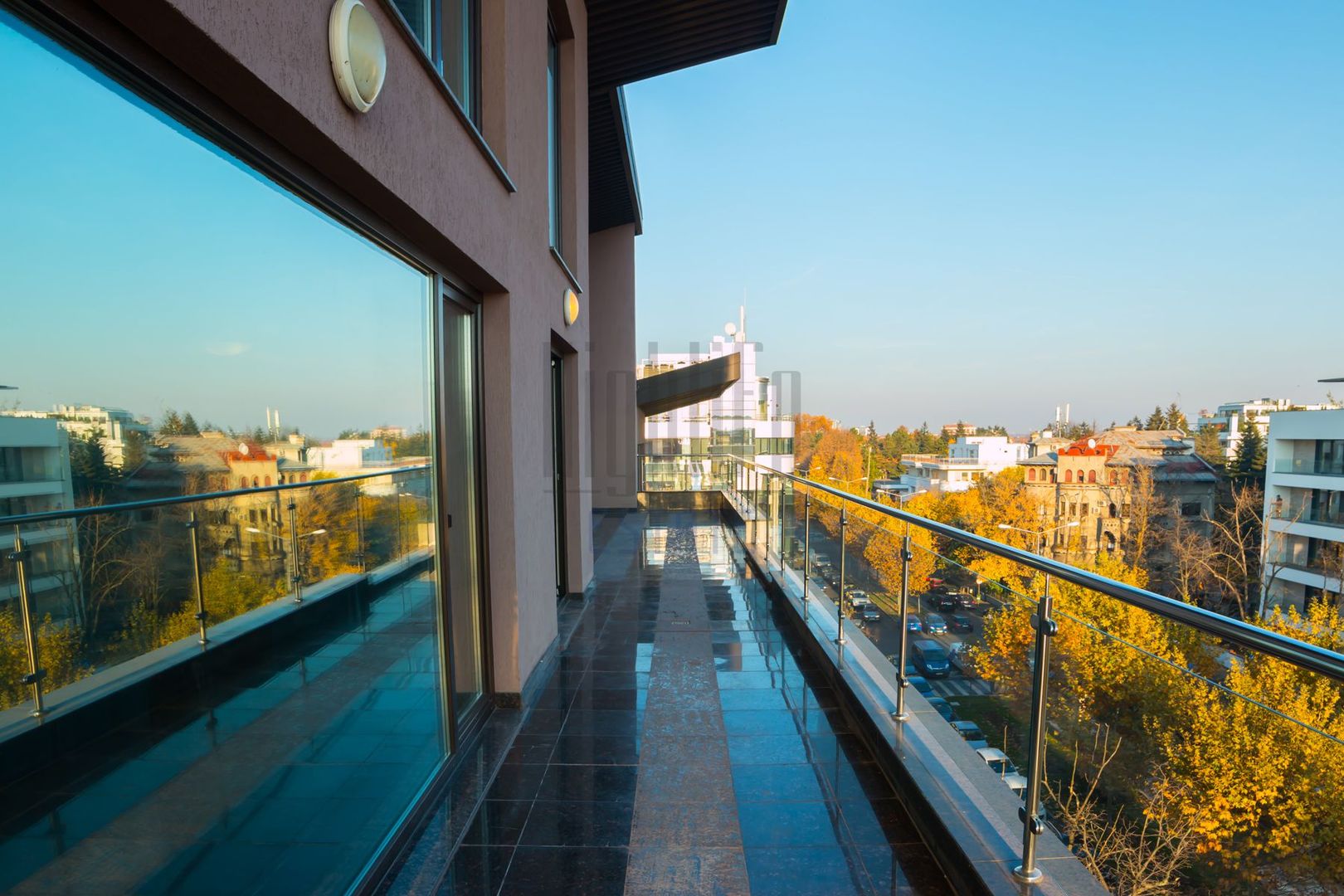 Penthouse de închiriat 5 camere Bdul Primăverii - Poză 1