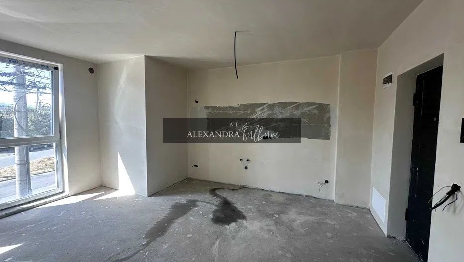 Apartament spatios | 2 camere | parcare | Campina - Poză 2