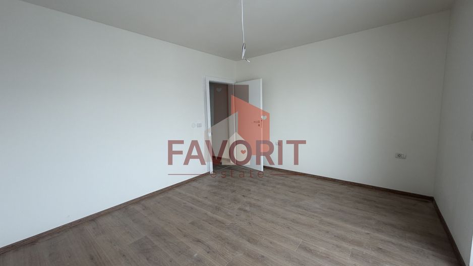 Zona Aradului. Terasa 42 mp. Loc de parcare. Comision 0%. - Poză 14