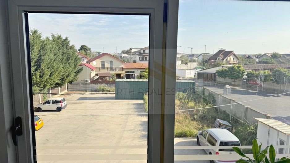 Spațiu comercial pretabil Supermarket / Retail / Showroom stradal /parcare mare - Poză 8