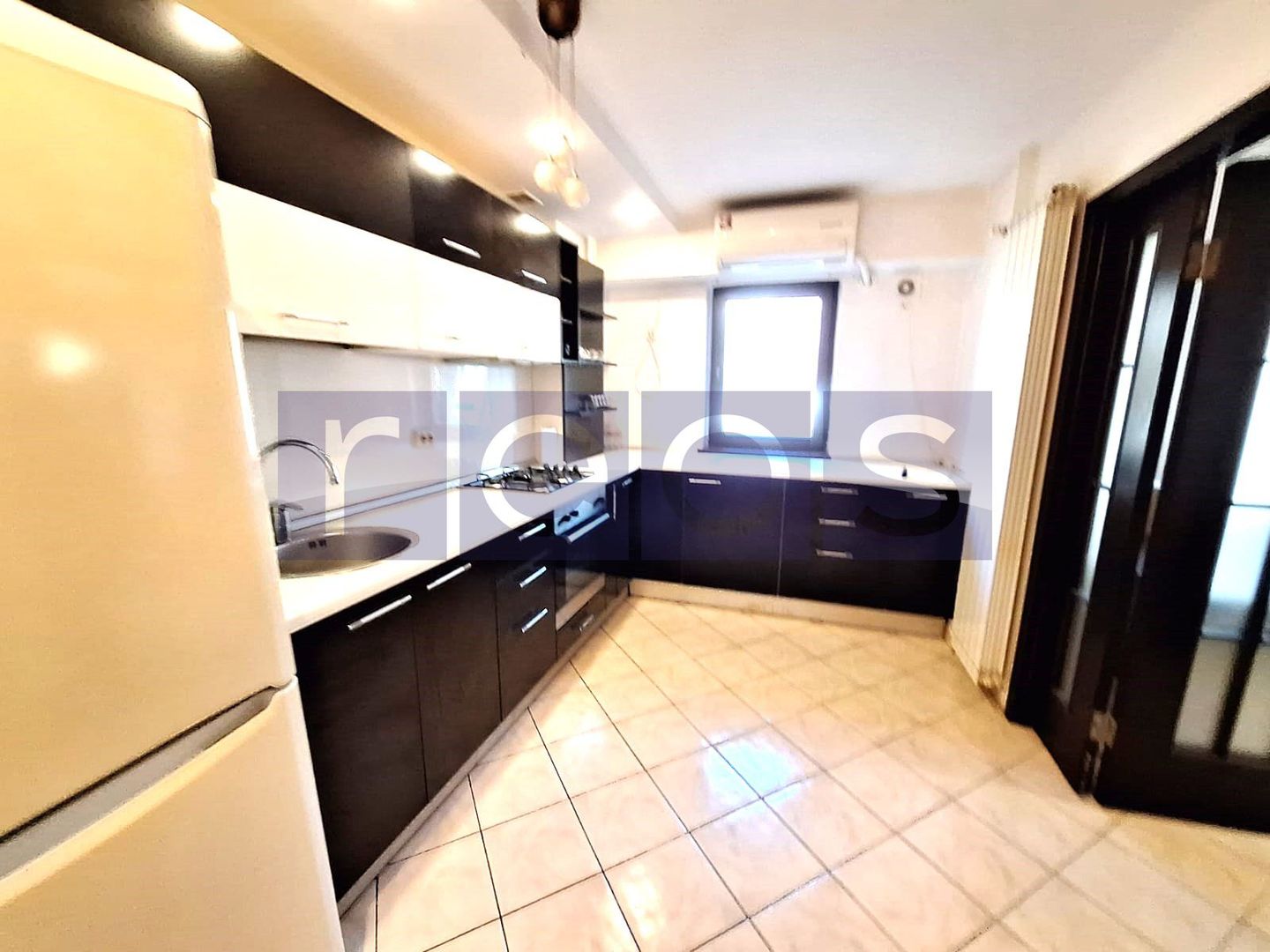 107000 EURO | APARTAMENT BLOC REABILITAT 1985 - Poză 7