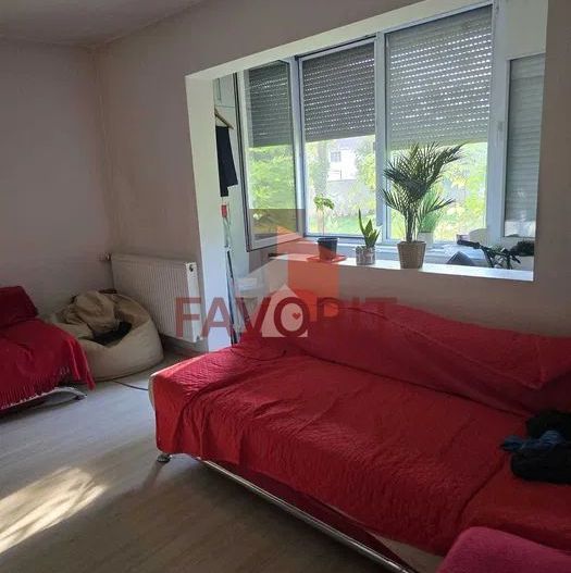 Renovat integral. Pozitie excelenta. Centrala proprie. - Poză 5