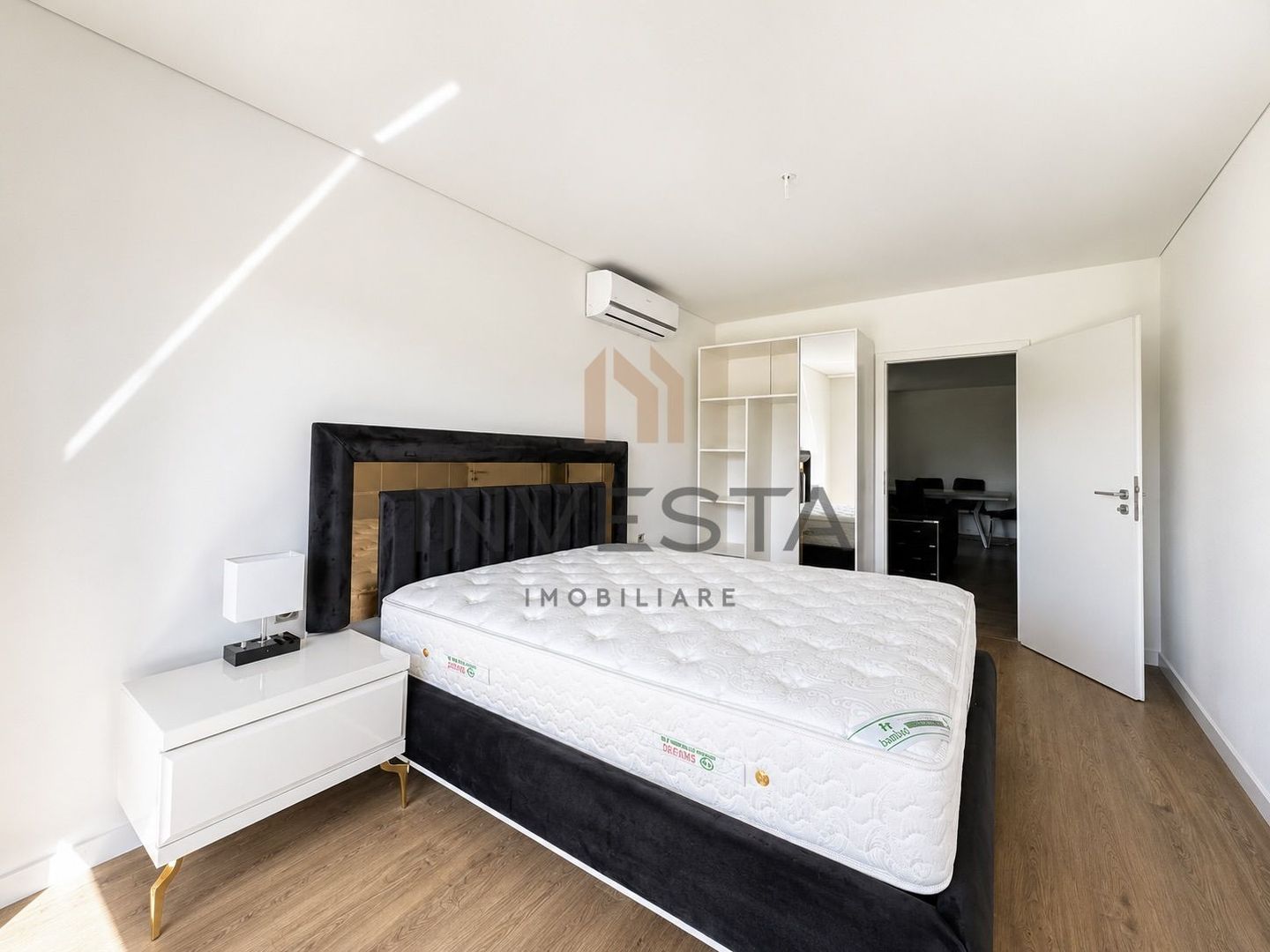 Apartament lux 4 camere si parcare de inchiriat Green Life Frunzisului - Poză 7
