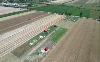 Teren intravilan 710 M²  împrejmuit com. Reci Covasna - Poză 4