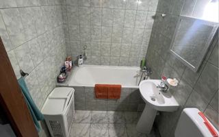 Apartament 3 camere zona Soarelui - Poză 5