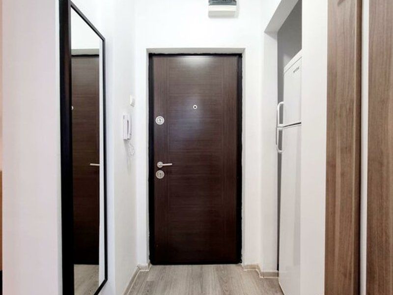 3 Cam Renovat Victoriei Iancu de Hunedoara Metrou Stradal Vedere Spate Lateral - Poză 15