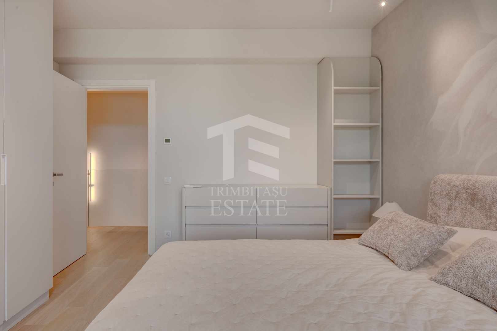Duplex mobilat utilat,gradina, Tunari parc - Poză 13