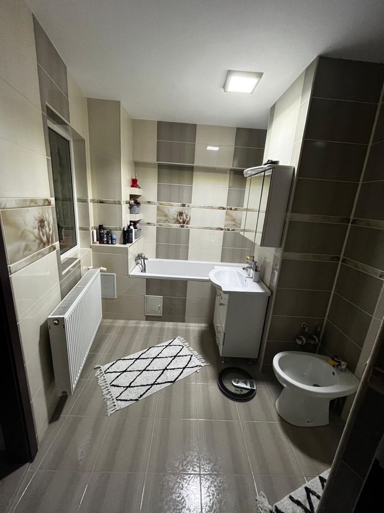 Vand apartament 4 camere - Poză 7