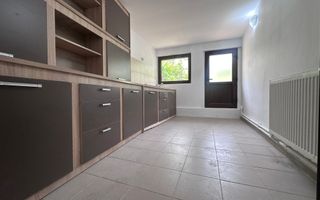 Între dealuri, viță de vie și liniște deplină! Vanzare casa in Prahova - Poză 20