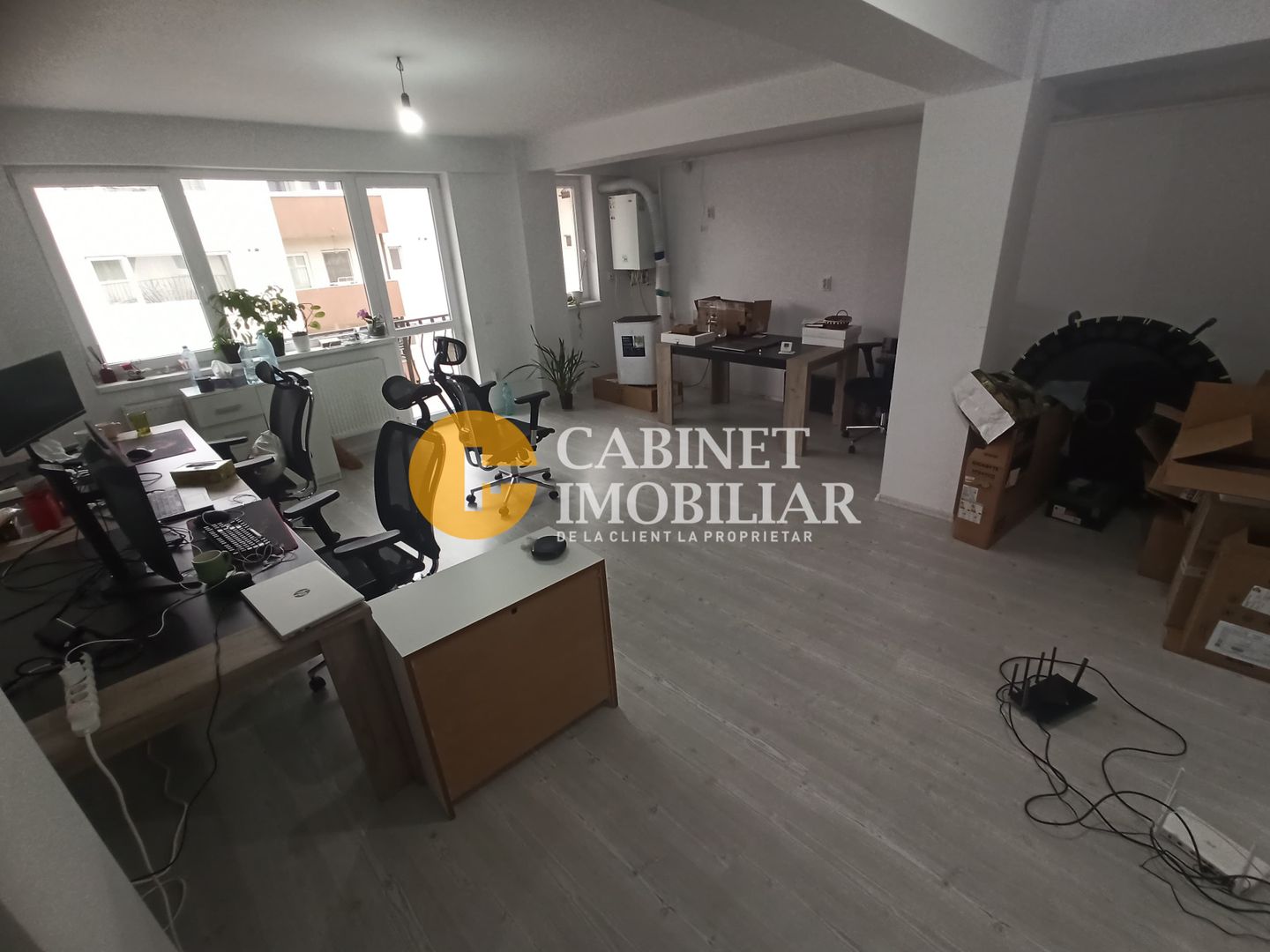 2 BAI - 3 CAMERE - ETAJ INTERMEDIAR - LOC DE PARCARE - VALEA LUPULUI - Poză 3