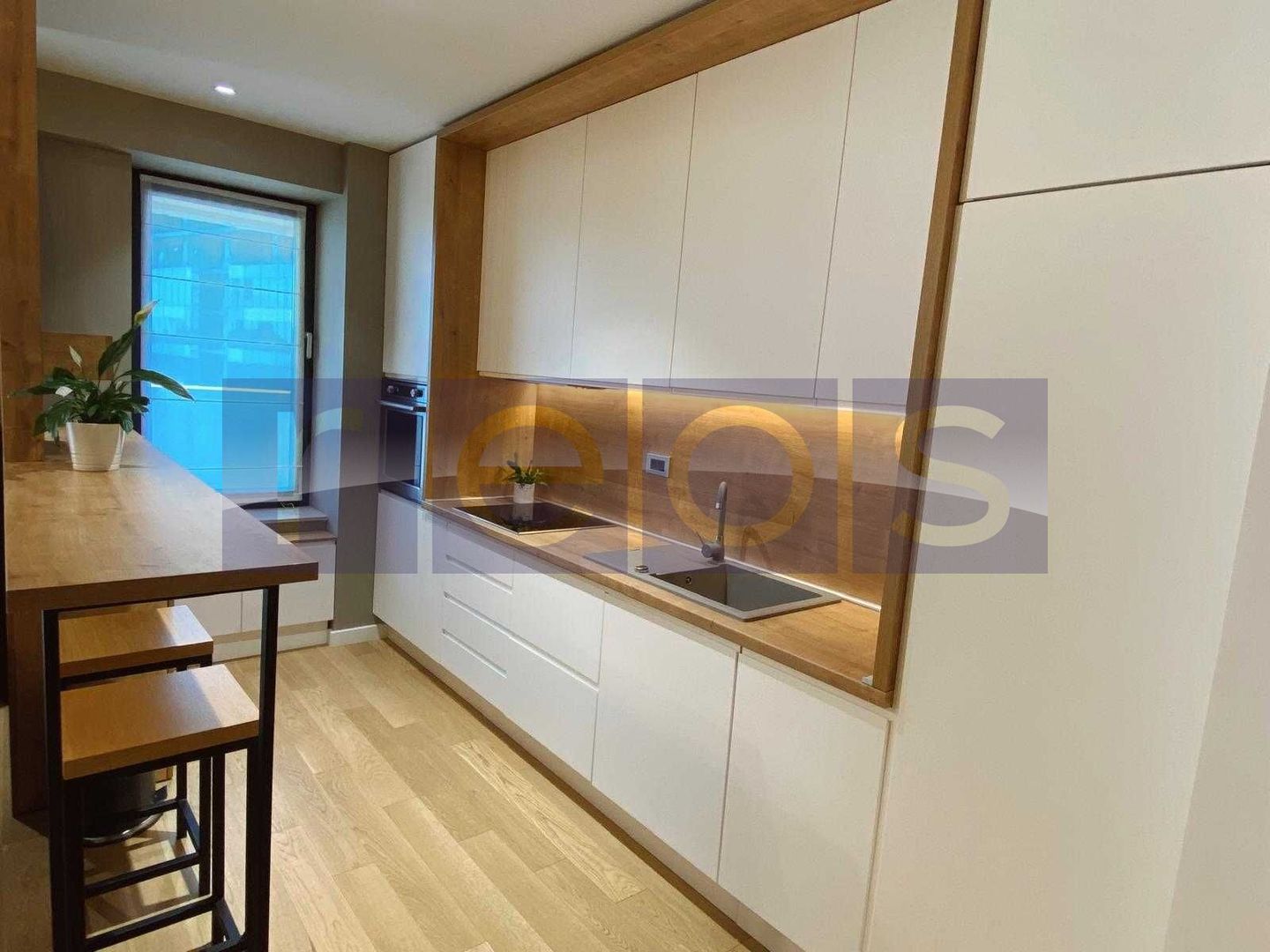 VANZARE 2 CAMERE | AVIATIEI | LOC PARCARE | MOBILAT SI UTILAT | - Poză 1