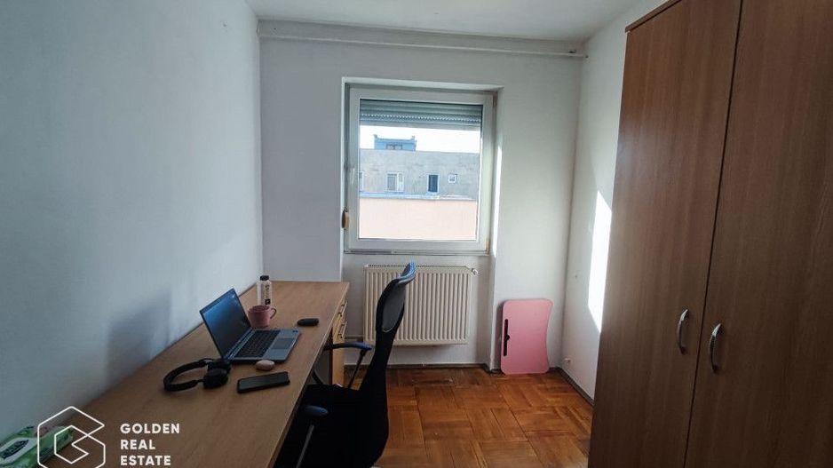 Apartament 3 camere si balcon, centrala proprie, Podgoria - Poză 3