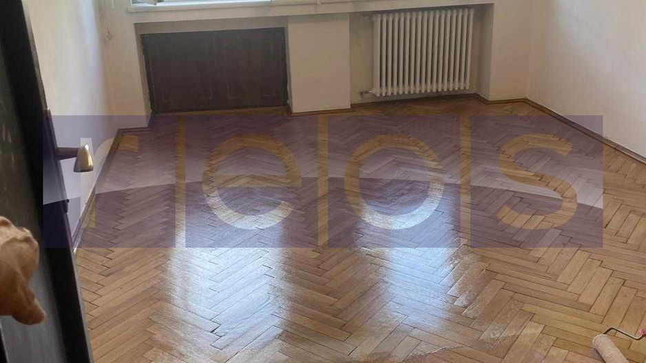 DE VÂNZARE APARTAMENT DE 3 CAMERE ZONA ULTRACENTRALĂ - Poză 6