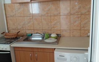 Inchiriez garsoniera gara nicolina - Poză 4