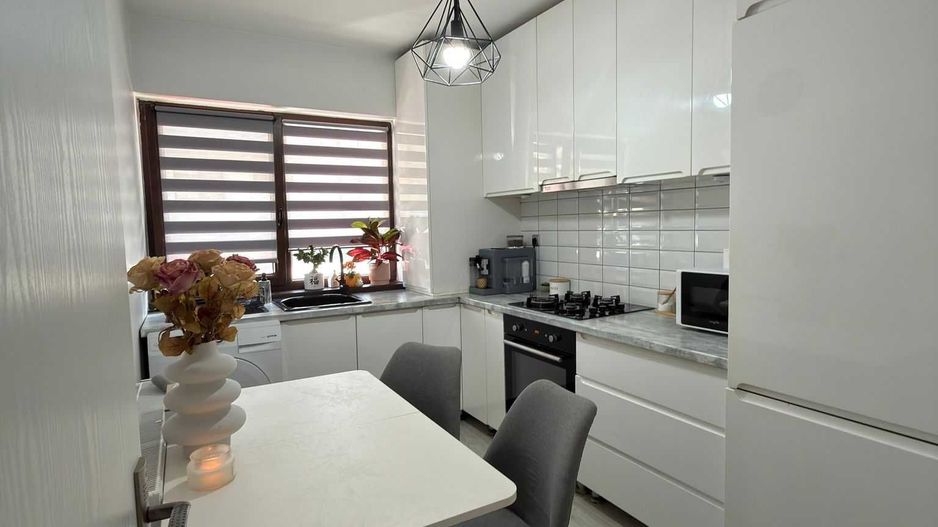 Apartament 3 camere de vanzare strada Parcul Poligon, Floresti - Poză 2