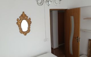 Apartament 3 camere de vânzare pe Bulevardul Independenței, Iași - Poză 1