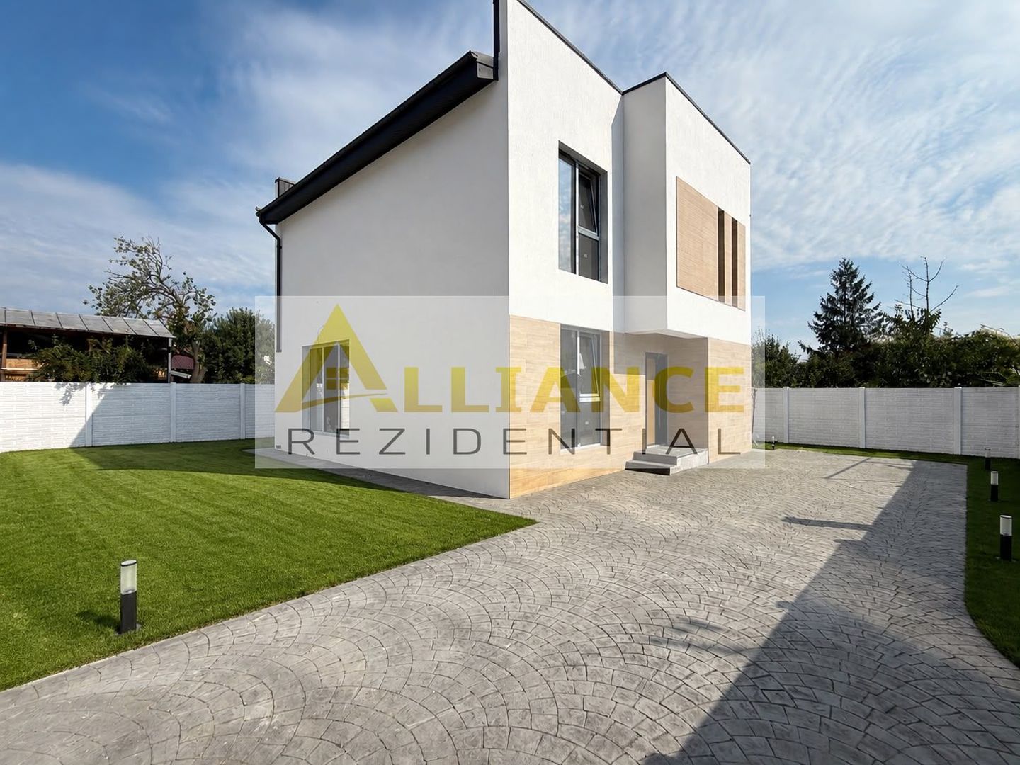 Vila stil mediteranean | P+1E | 5 camere | Încălzire prin pardoseală - Poză 2