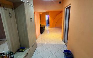 Inchiriez apartament nemobilat 4 camere Pantelimon - Poză 4