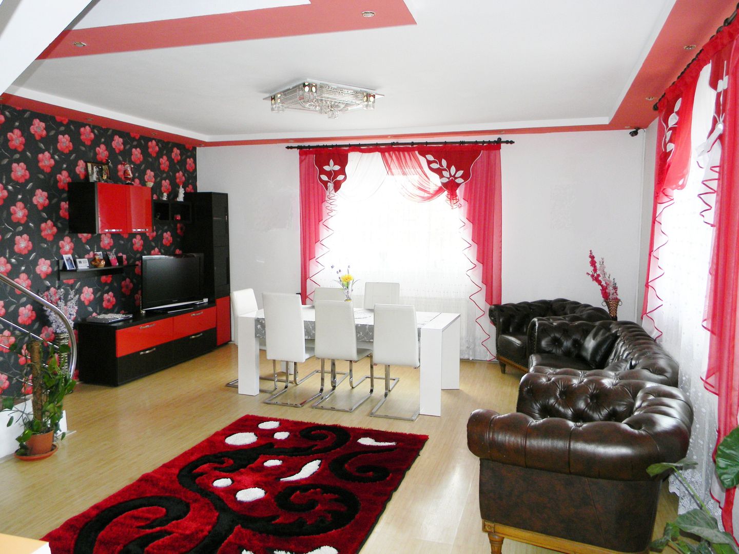 Casa mobilata in Centrul Mun. Sacele - Poză 3