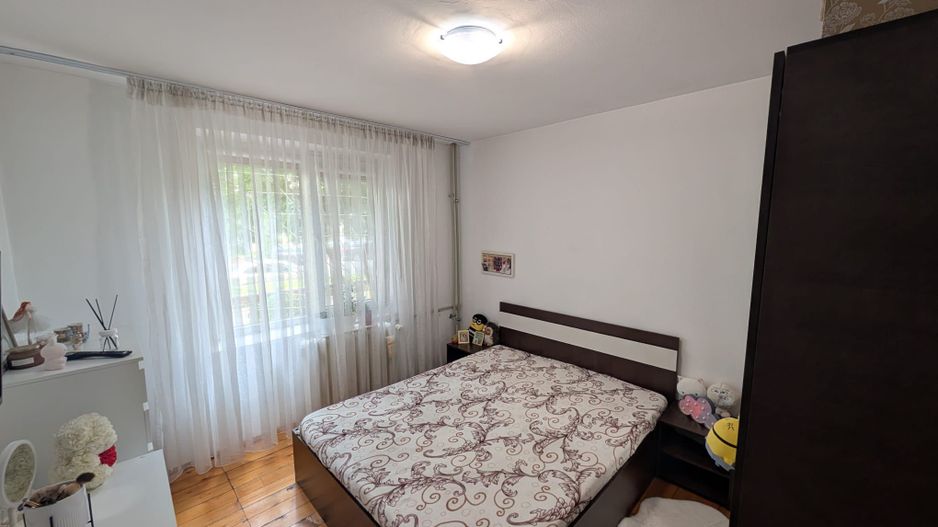 Apartament 4 camere mobilat și utilat Str. Soldat Vasile Croitoru - Poză 4