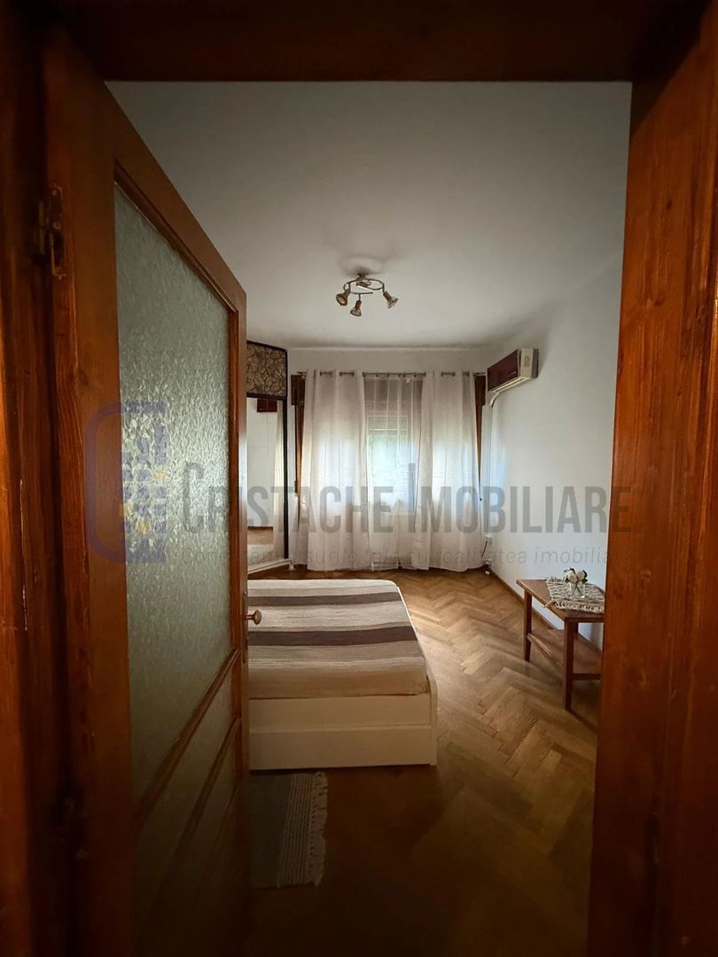 Teatru Evreiesc | 4 camere circular | centrala proprie - Poză 1