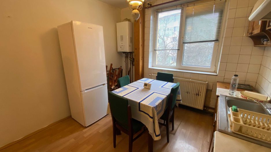 Apartament 2 camere decomandate Titulescu, Scoala nr 12 - Poză 1