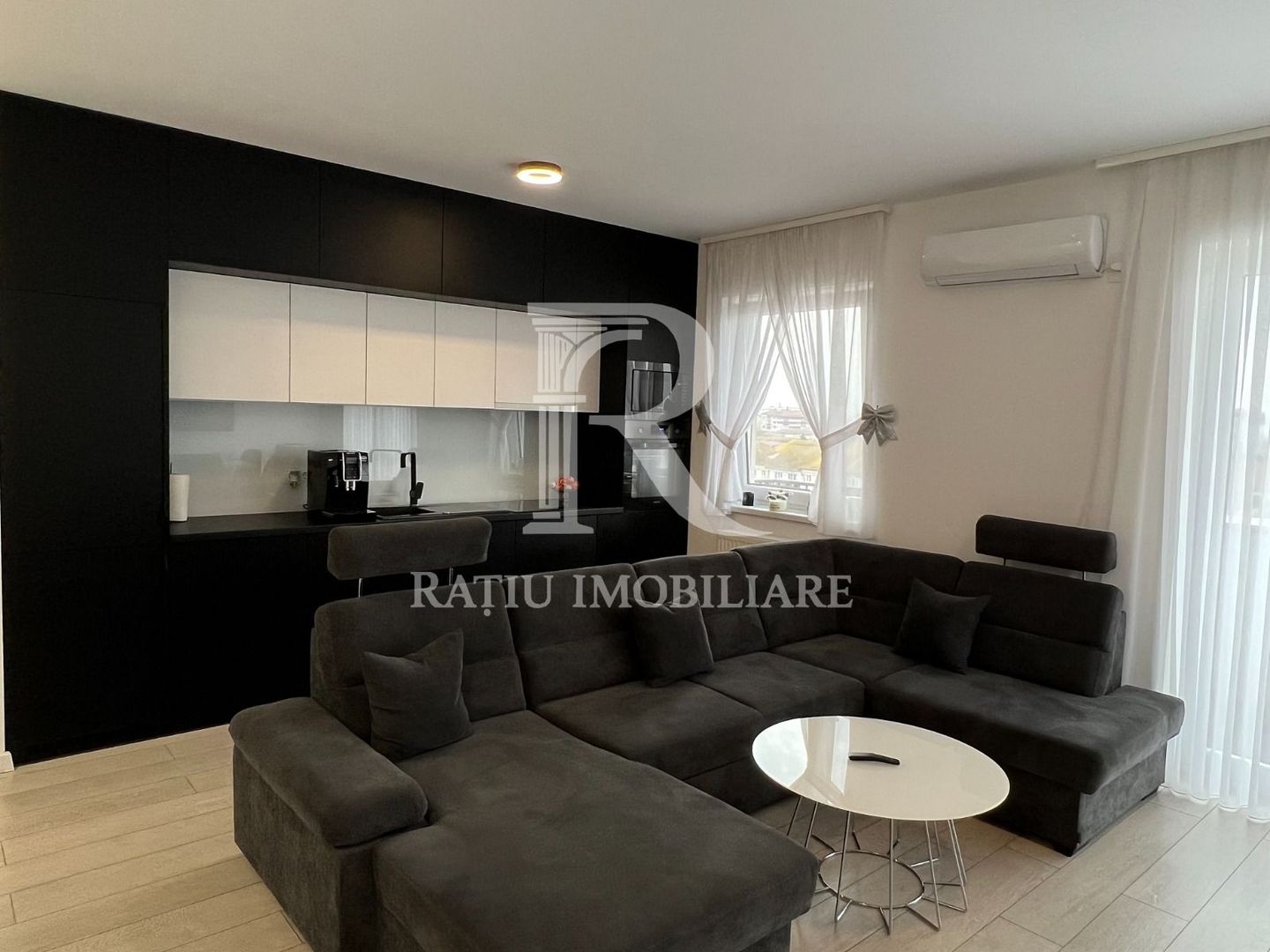 Apartament cu 3 camere |Parcare Supraterana |Panorama |Nufarul |Oradea - Poză 2