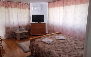 Casă individuală 310mp utili, 8 camere, piscină - Poză 12